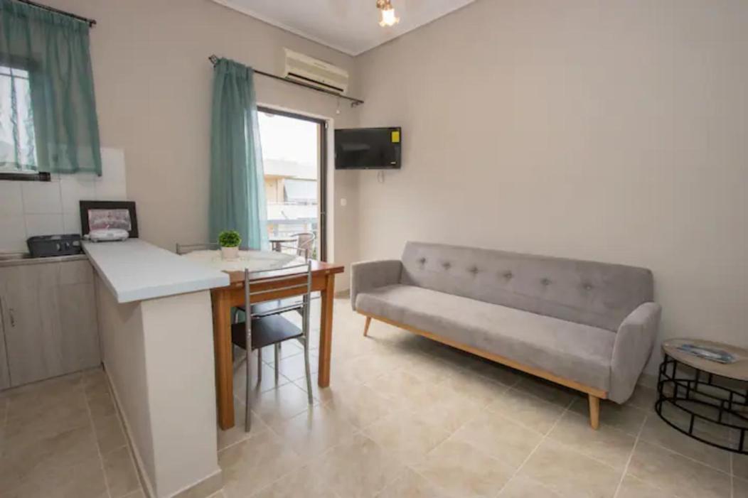 Vasileiou Apartments 卡梅纳维洛拉 外观 照片