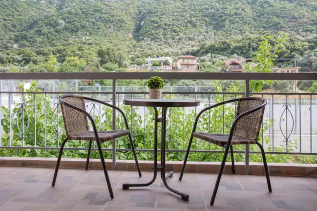 Vasileiou Apartments 卡梅纳维洛拉 外观 照片