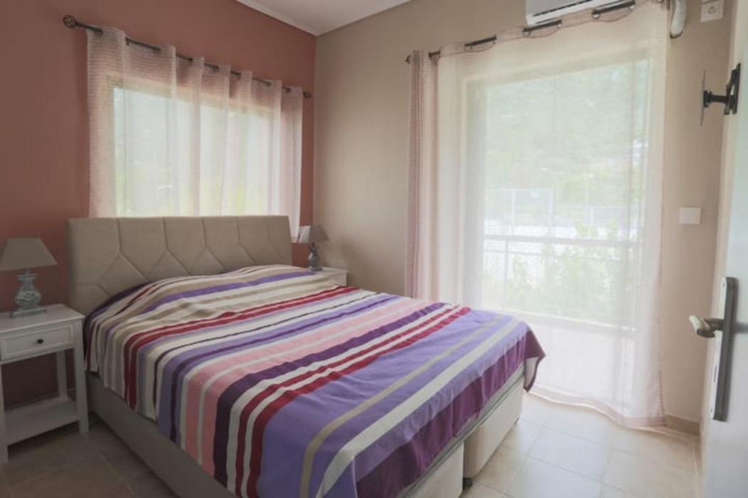 Vasileiou Apartments 卡梅纳维洛拉 外观 照片