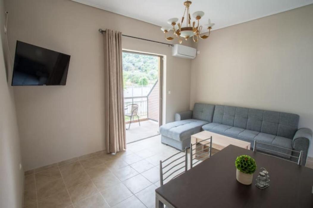 Vasileiou Apartments 卡梅纳维洛拉 外观 照片