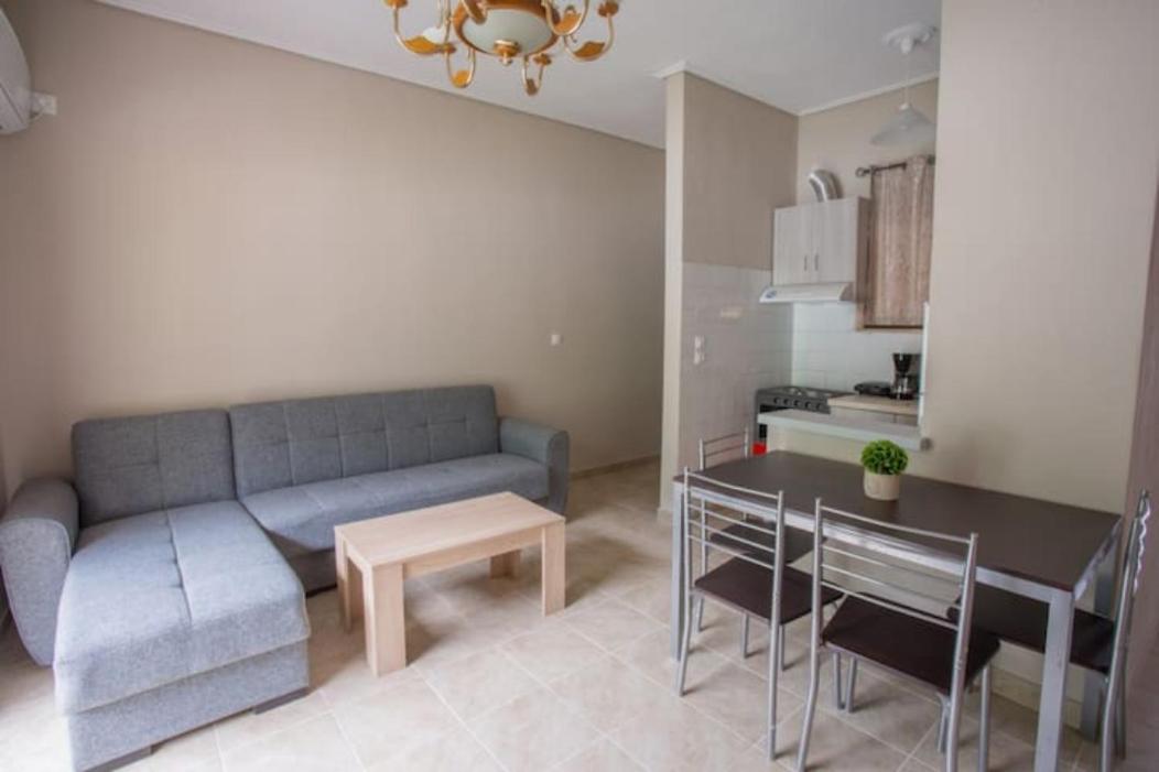 Vasileiou Apartments 卡梅纳维洛拉 外观 照片