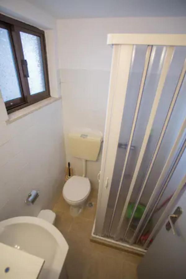 Vasileiou Apartments 卡梅纳维洛拉 外观 照片