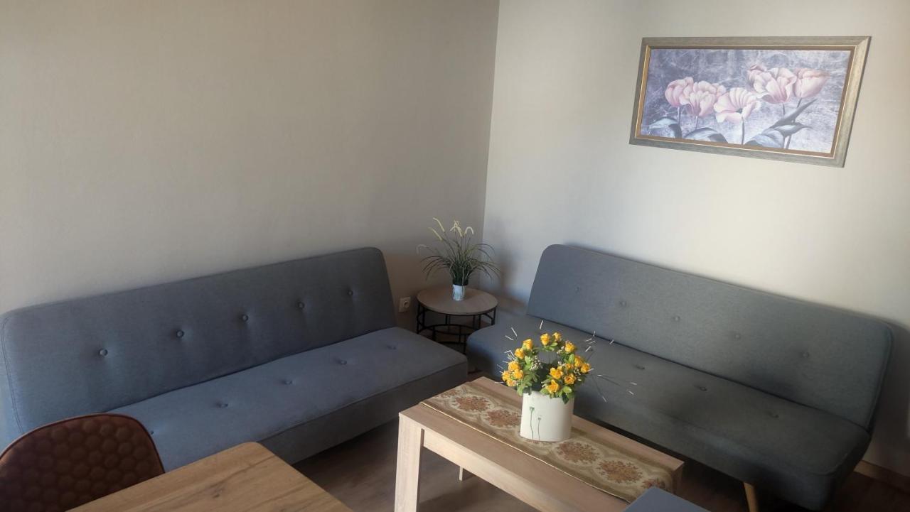 Vasileiou Apartments 卡梅纳维洛拉 外观 照片